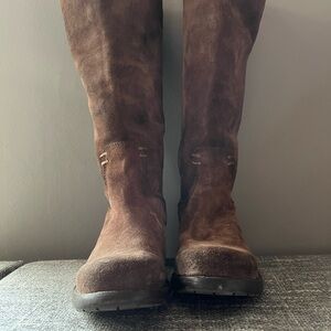 Frye Vintage Light Brown Suede Calf-Length Boots 7.5B